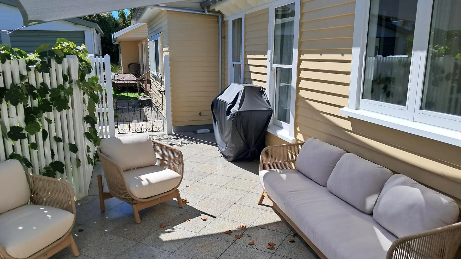 Bed & Breakfast Plane Tree Villa Christchurch Nuova Zelanda